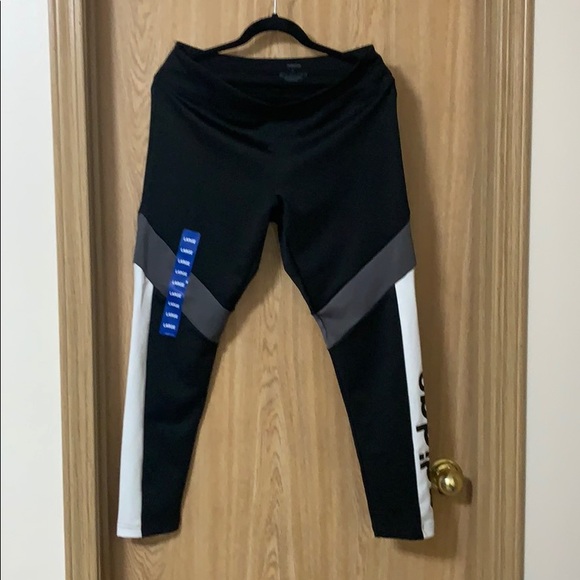 Adidas workout pants - Picture 3 of 3